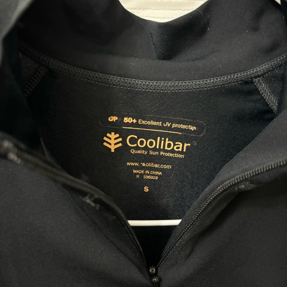 Coolibar SPF 50+ Black White Floral Print Half Zip Rashguard Swim Top Size Small - Picture 8 of 9